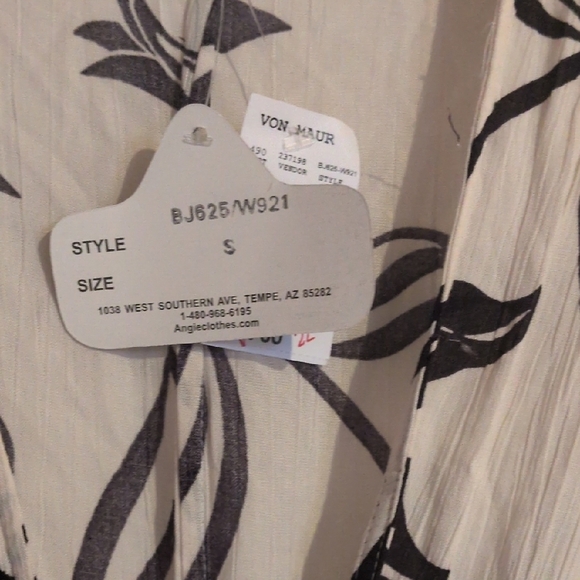 Angie Cream and Black Floral Dress - Picture 3 of 5